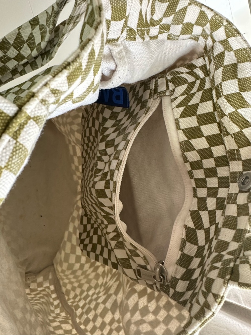 BAGGU Moss Trippy Checkered Duck Bag - Picture 4 of 5